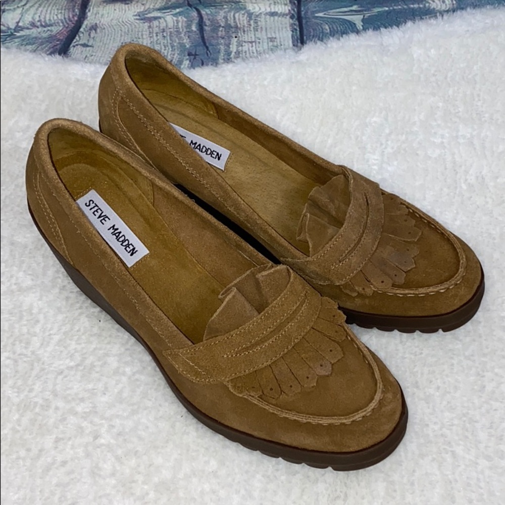 Steve Madden tan suede Alpinne wedge loafers 10